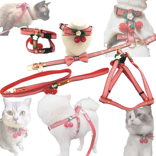 KFX-0122813 Cute Knitted Strawberry Pet Traction Set for Dogs and Cats, Adjustable Leash and Collar