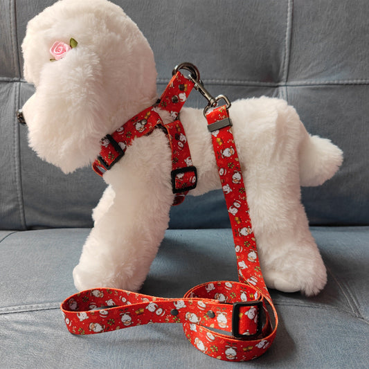 KFX-0447549 Christmas Themed Dog Leash and Harness Set in Red and Green