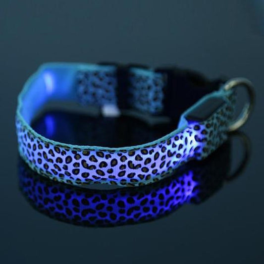 KFX-0908989 LED Pet Safety Collar with Adjustable Nylon and Leopard Print Design
