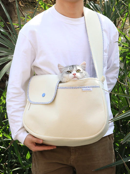 KFX-1296701 Portable Cat Carrier Bag for Cats Under 12 kg in Black and White Color Options
