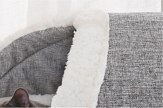 KFX-3046717 Cozy Cloth Dog and Cat Kennel for Autumn and Winter, Beige and Gray, 46x35x30cm, Suitable for Pets Under 7.5kg
