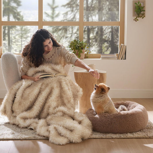 KFX-3380157 Cozy Indoor Non-slip Round Plush Pet Bed in Multiple Colors and Sizes