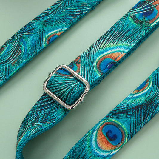 KFX-3522493 Zinc Alloy Peacock Dog Collar with Towing Rope for Large Breeds