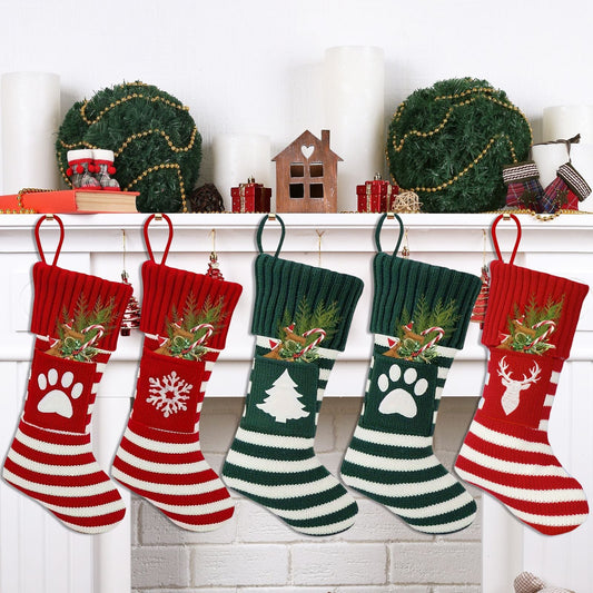 KFX-3939773 Christmas Pet Socks Gift Set - Knitted Holiday Designs for Cats and Dogs