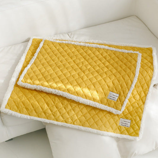 KFX-3956285 Warm Terry Pet Blanket for Cats - Quilted Cushion in Blue, Pink, Yellow, and Gray - Sizes M, L, XL