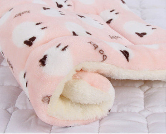 KFX-4083773 Four Seasons Universal Pet Mat - Flannel & Lamb Wool Cozy Bed for Small Animals