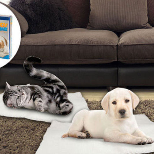 KFX-4578877 Self-Heating Pet Mat for Cats and Dogs, Hand Sewn with Lamb Hair and Tin Foil, 64x49cm (Small) / 90x64cm (Large)