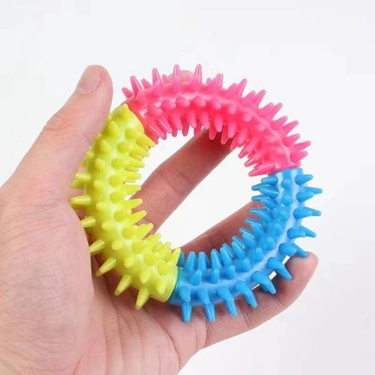 KFX-4683709 Three-Color TPR Rubber Thorn Ring Dog Toy - Bite Resistant, 11cm Diameter