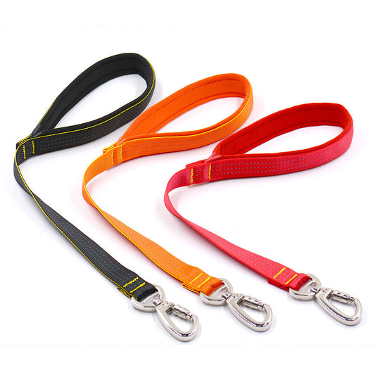 KFX-4964285 Durable Nylon Dog Leash with Stainless Steel Buckle for Large Breeds