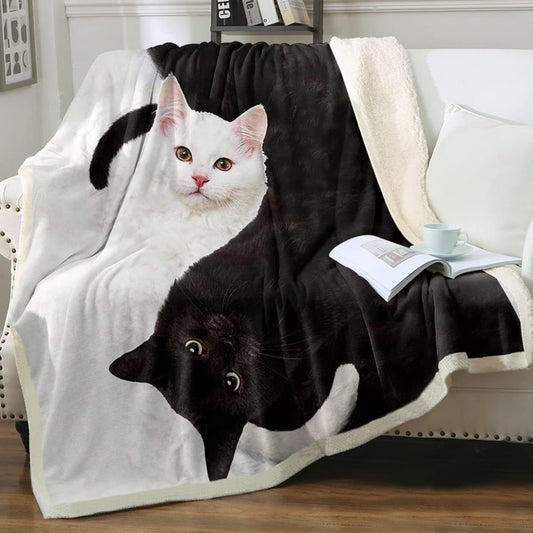 KFX-6031165 Cartoon Animal Pattern Cat Sherpa Blanket - Double Layer, Available in Multiple Sizes