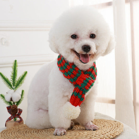 KFX-6275773 Winter Pet Scarf in Red, Green, and Gray - Warm Polyester Accessory for Puppies
