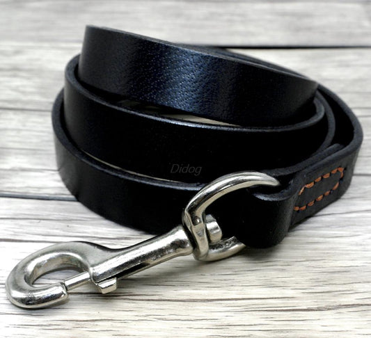 KFX-6695229 Leather Cowhide Dog Leash for Medium and Large Dogs - Durable Traction Belt in Black and Brown