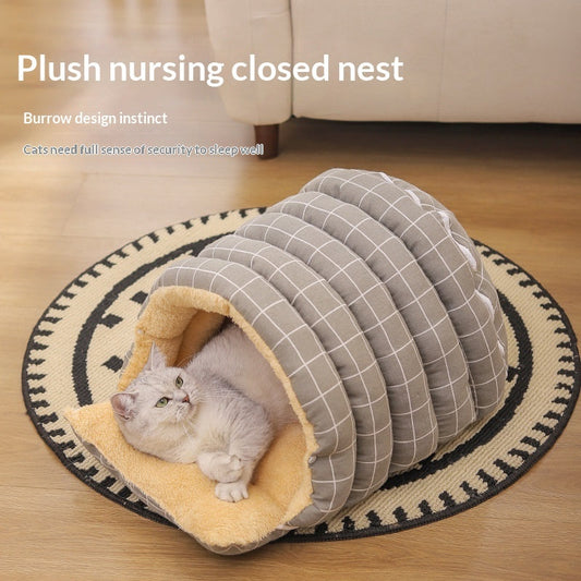 KFX-6832317 Thickened Insulated Pet Bed with Closed Design and Convenient Handle for Cats