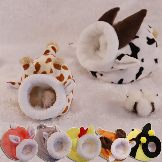 KFX-6907581 Cozy Flannel Cartoon Pet Bed for Small Animals - Hamsters, Guinea Pigs, and More