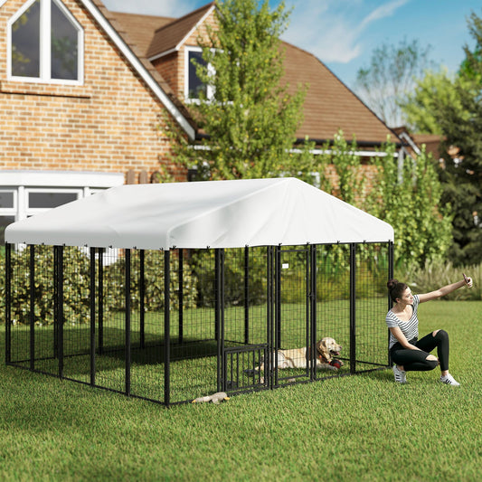 KFX-7306173 Spacious Welded Wire Outdoor Dog Kennel with Adjustable Feeding Bowls and Lockable Gate