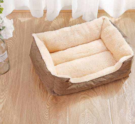 KFX-7830845 Four Seasons Universal Pet Kennel Mat in Soft Fleece for Comfort and Warmth