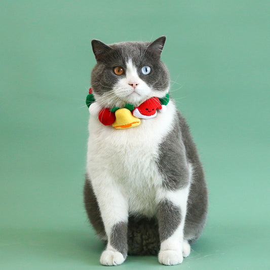 KFX-8004157 Christmas-Themed Plush Pet Ball Collar in Various Sizes