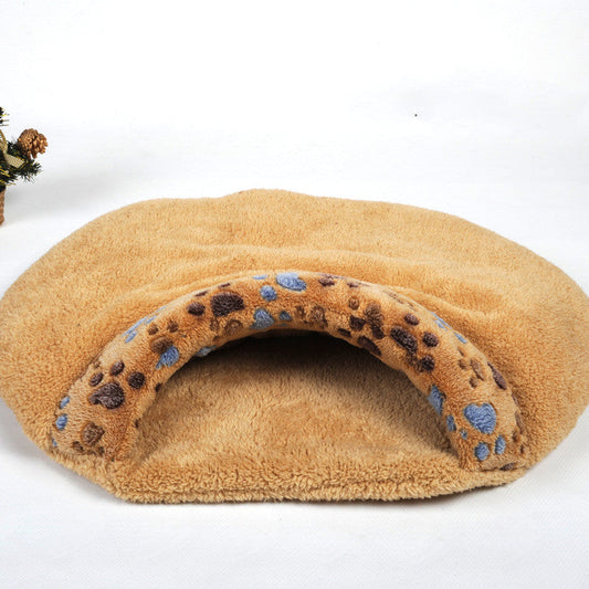 KFX-8542013 Cozy Cat Sleeping Bag with Paw Print Design – Small and Large Sizes Available