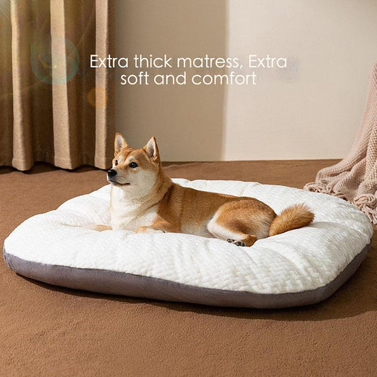 KFX-8718781 Oval Plush Dog Bed for Large Dogs, Washable Cushion with Anti-Skid Bottom, Comfortable Sleeping Nest