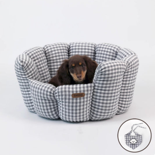 KFX-9032125 Cozy Gray Plaid Pet Bed for All Seasons - Cotton and PP Cotton Lining, Non-Slip Base