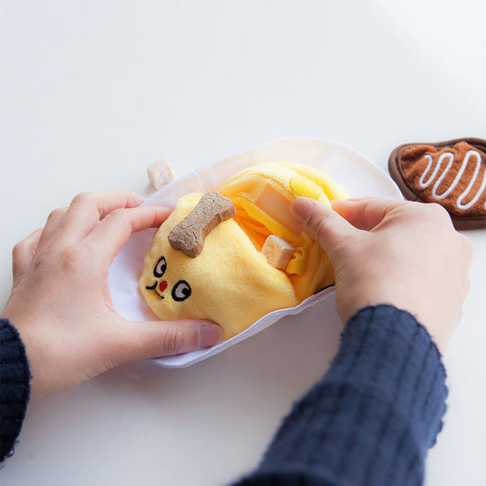 KFX-9652541 Plush Omurice Leaky Toy with Hidden Food Compartments and Flannel Cloth