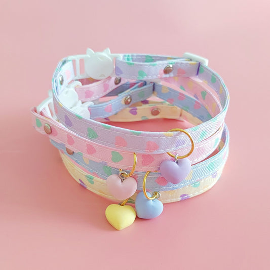KFX-9723581 Adjustable Love Pattern Cat Collar in Various Colors