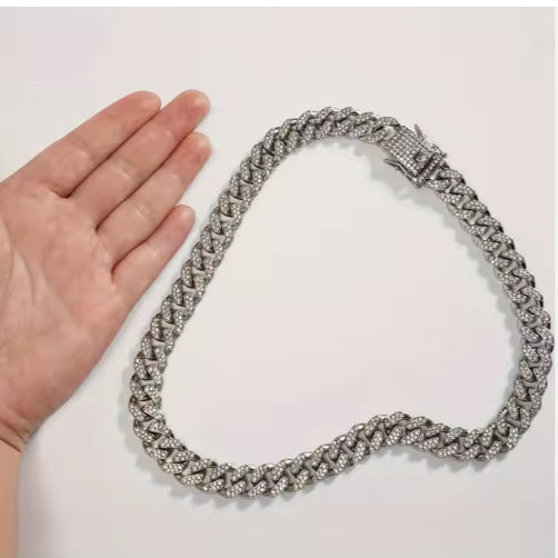 KFX-9795517 Luxury Alloy Dog and Cat Choker with Sparkling Diamond Design, Adjustable and Durable Metal Chain