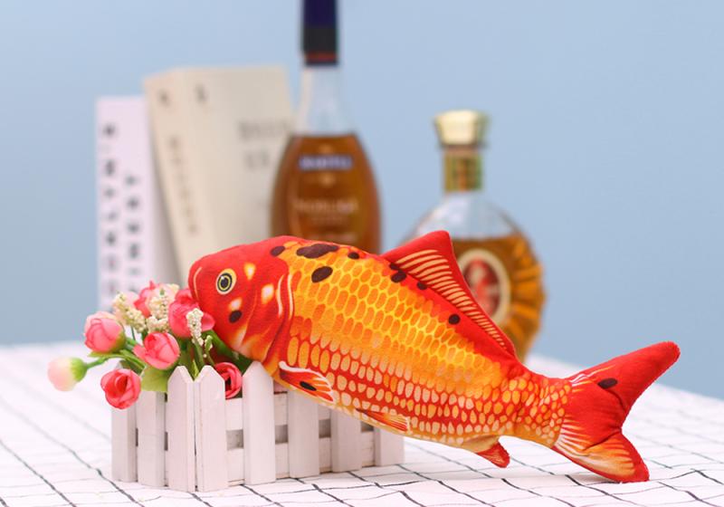 Cat toy simulation fish