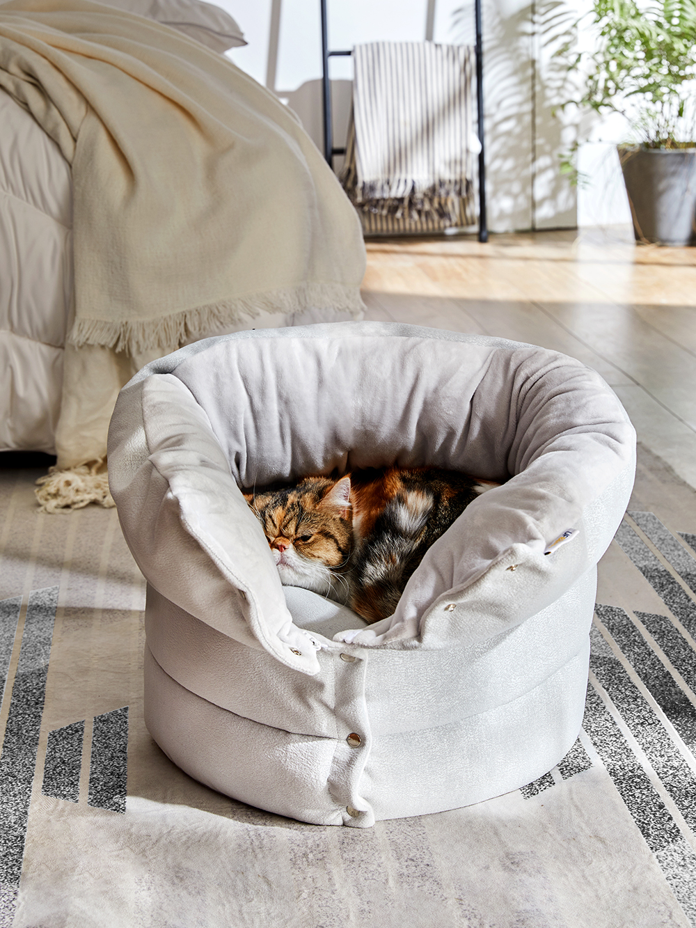 KFX-0005053 Cylindrical Multifunctional Pet Bed – Cozy All-Season Cat House with Removable Plush Interior