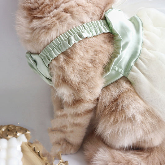 KFX-0034365 Elegant Dog and Cat Traction Outfit with Skirt, Collar, and Rope Options in Multiple Sizes and Colors