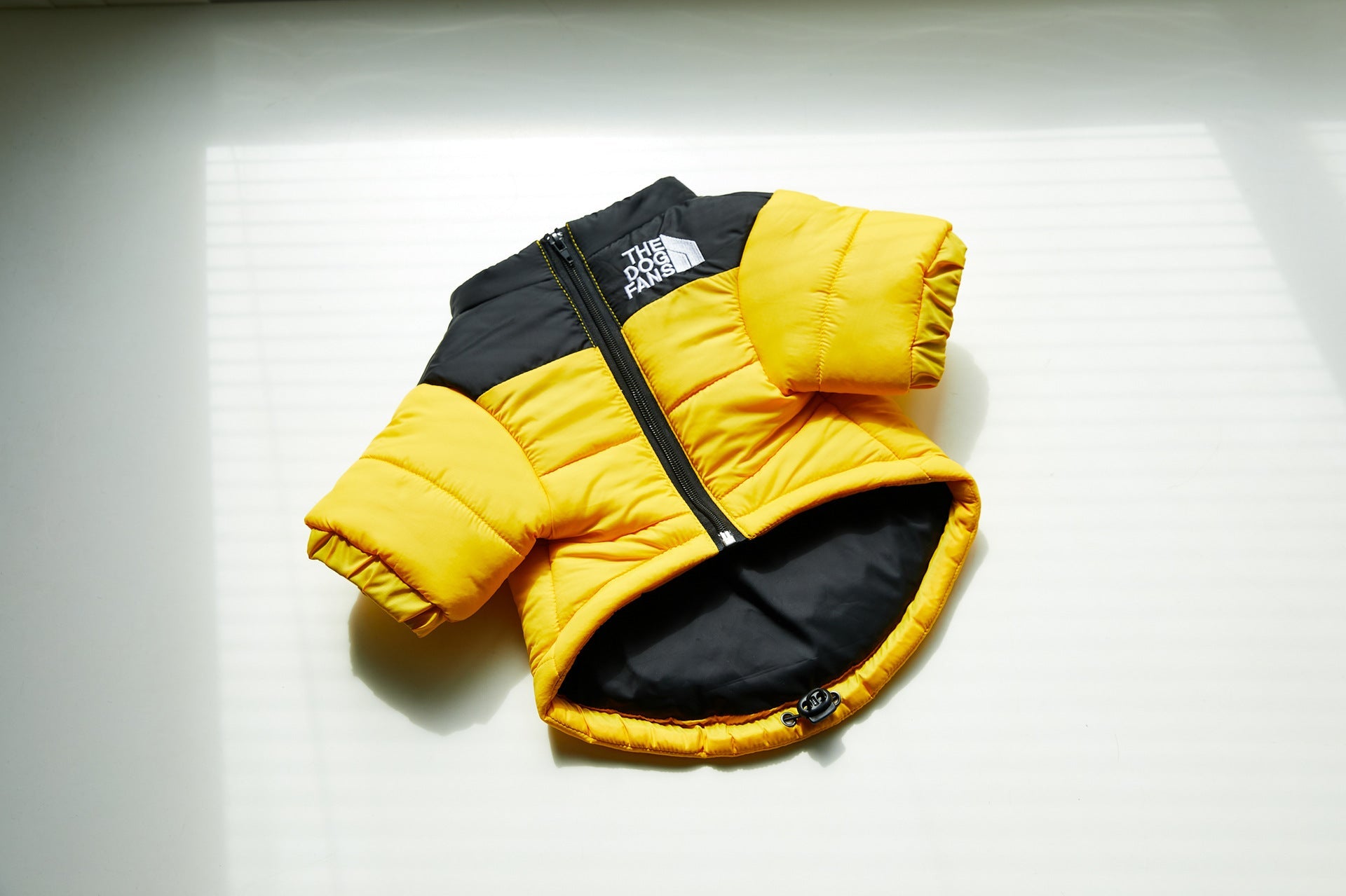 KFX-0048957 Windproof and Rainproof Winter Pet Cotton-Padded Jacket for Dogs in Various Colors and Sizes