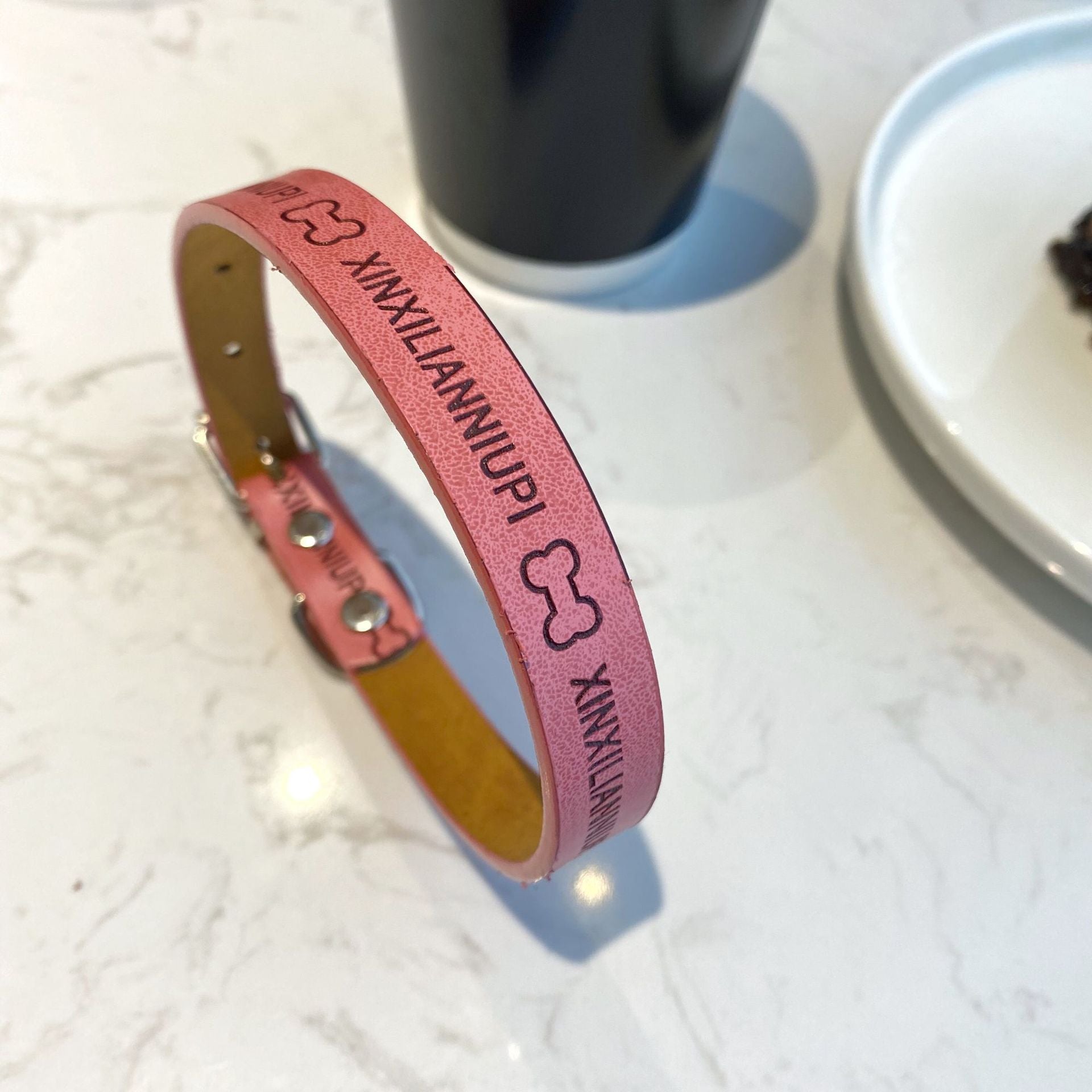 KFX-0101309 Cute Printed Leather Dog Collar, Firm Anti-Bite Design for Small to Large Dogs, Universal Fit in All Seasons