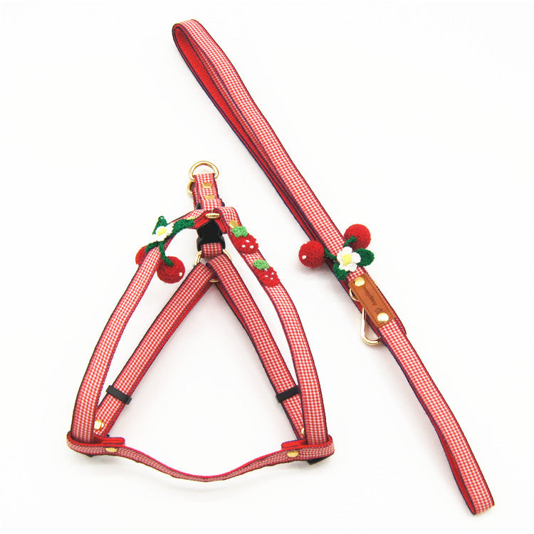 KFX-0122813 Cute Knitted Strawberry Pet Traction Set for Dogs and Cats, Adjustable Leash and Collar