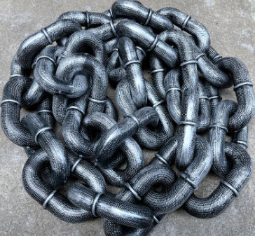 KFX-0199613 Haunted House Simulation Iron Chain Prop in Gold, Silver, and Black - Realistic Plastic Design, 1 Large and 1 Medium Chain