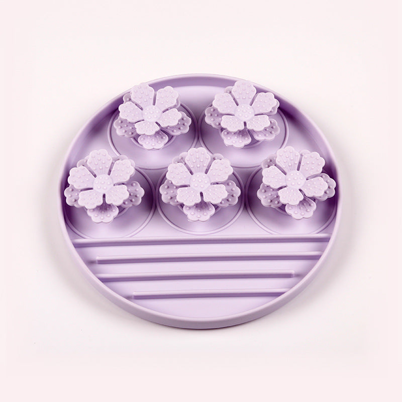 KFX-0213309 Silicone Pet Licking Pad Suction Bowl in Various Colors for Dogs and Cats