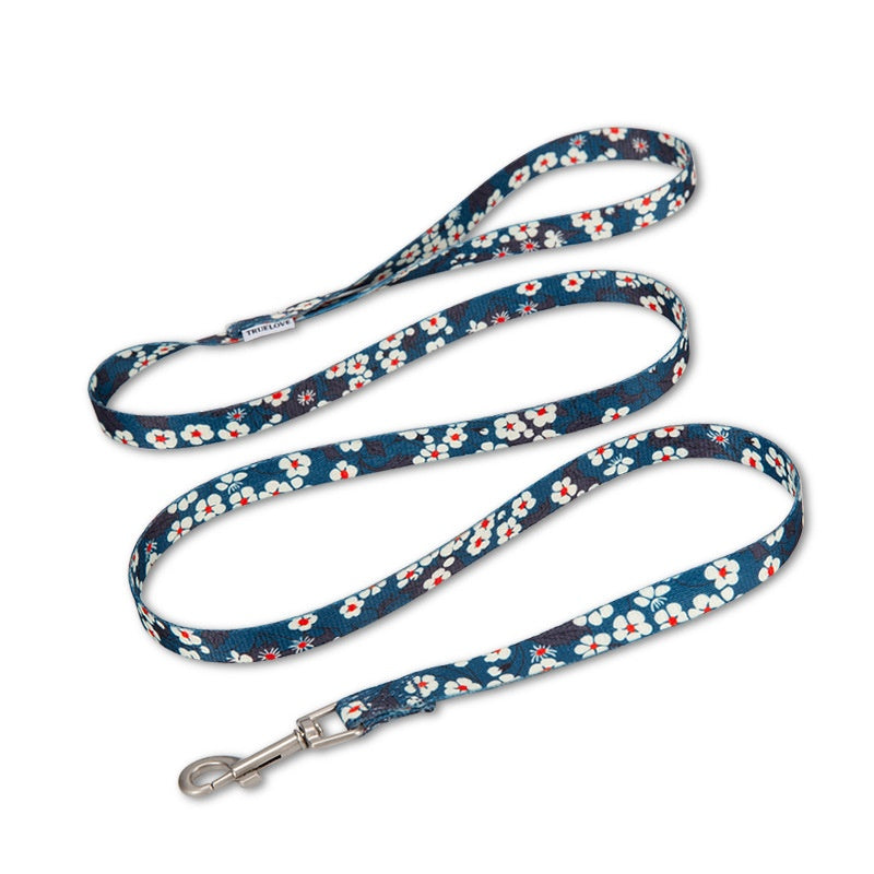 KFX-0228413 Floral Pattern Hand-Held Rope for Cats and Dogs - Durable Nylon Design, 1.3cm Width, 120cm Length
