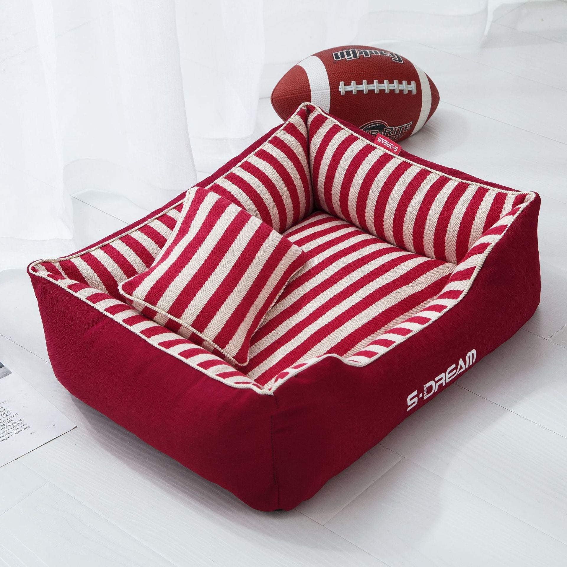 KFX-0228669 Removable and Washable Dog Kennel Mat with Mini Pillow - Four Seasons Design, Various Sizes Available