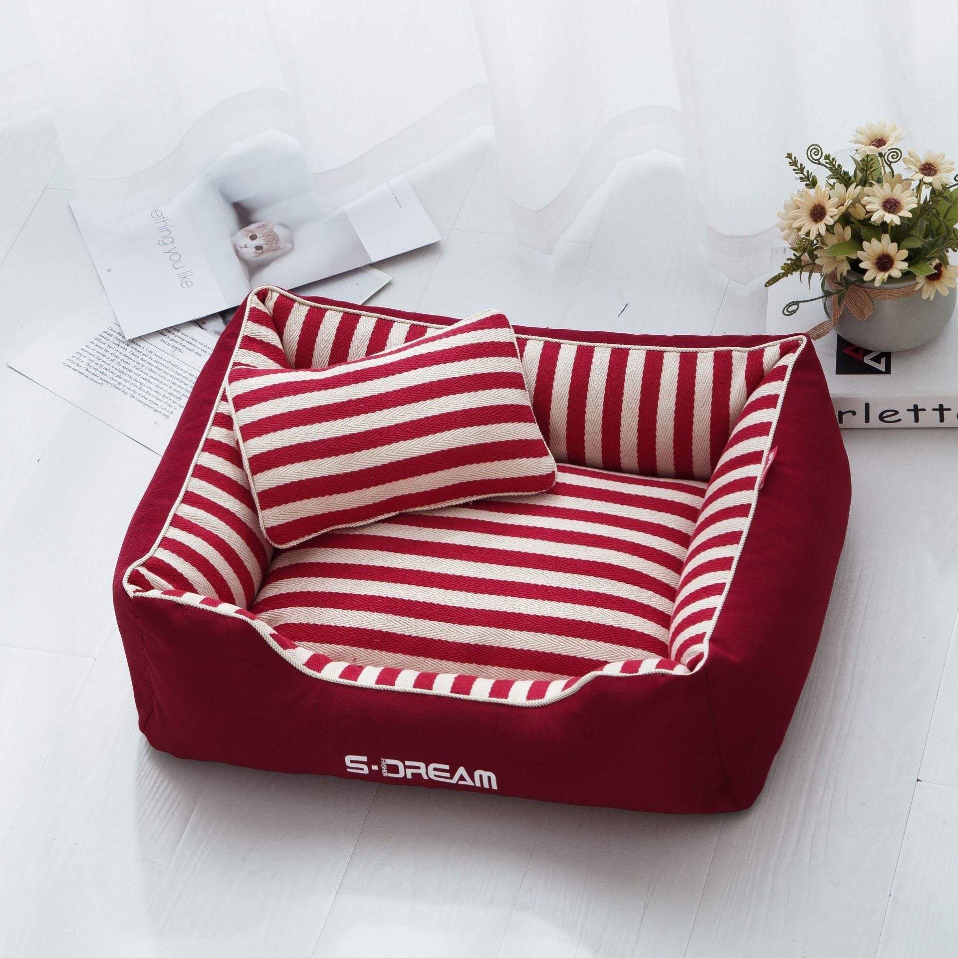KFX-0228669 Removable and Washable Dog Kennel Mat with Mini Pillow - Four Seasons Design, Various Sizes Available