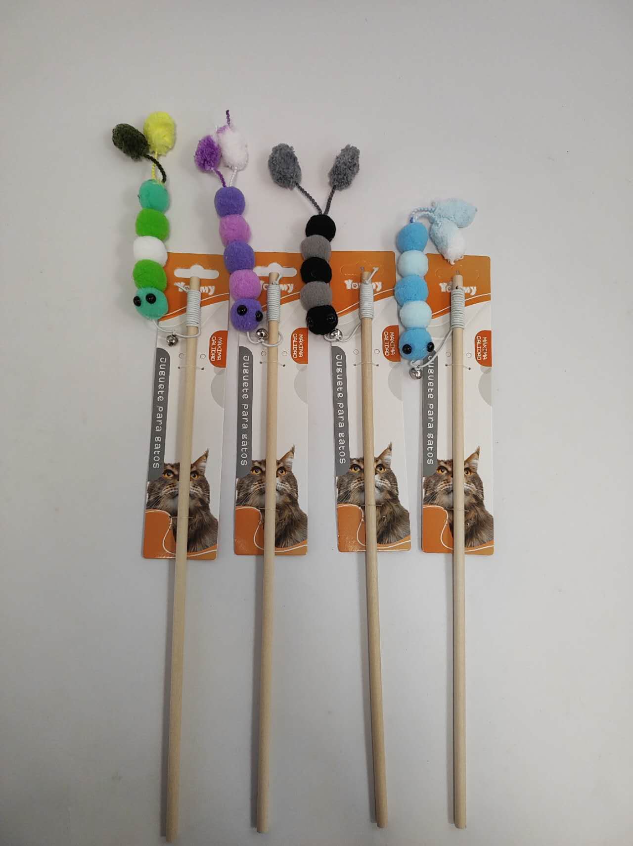KFX-0339261 Interactive Cat Teaser Wand for Engaging Playtime