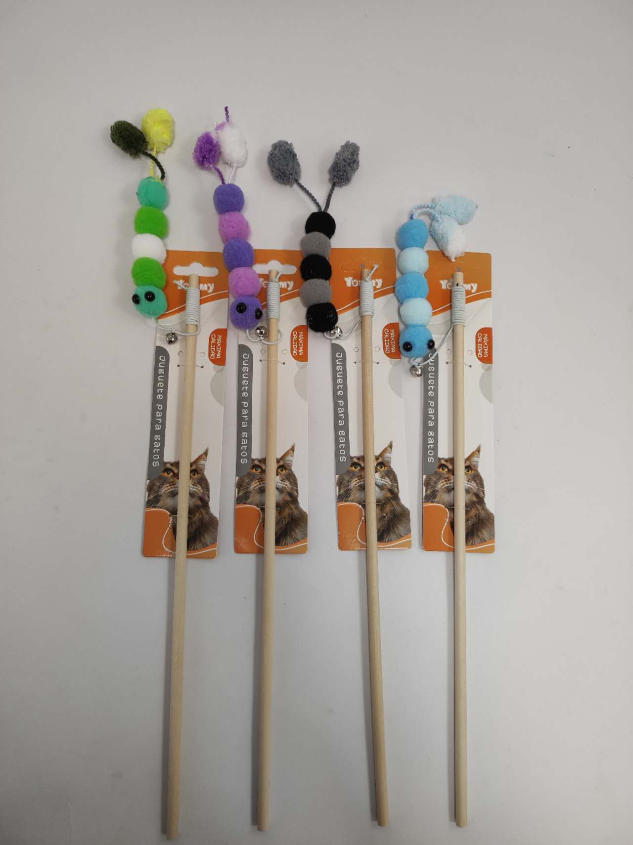 KFX-0339261 Interactive Cat Teaser Wand for Engaging Playtime