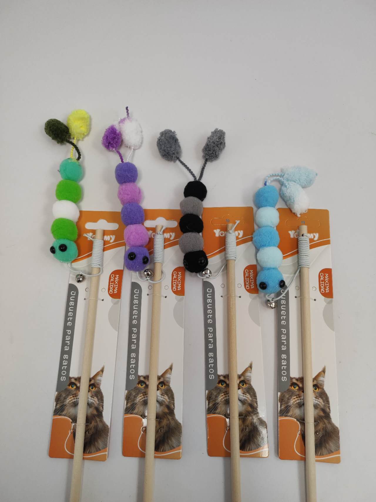 KFX-0339261 Interactive Cat Teaser Wand for Engaging Playtime