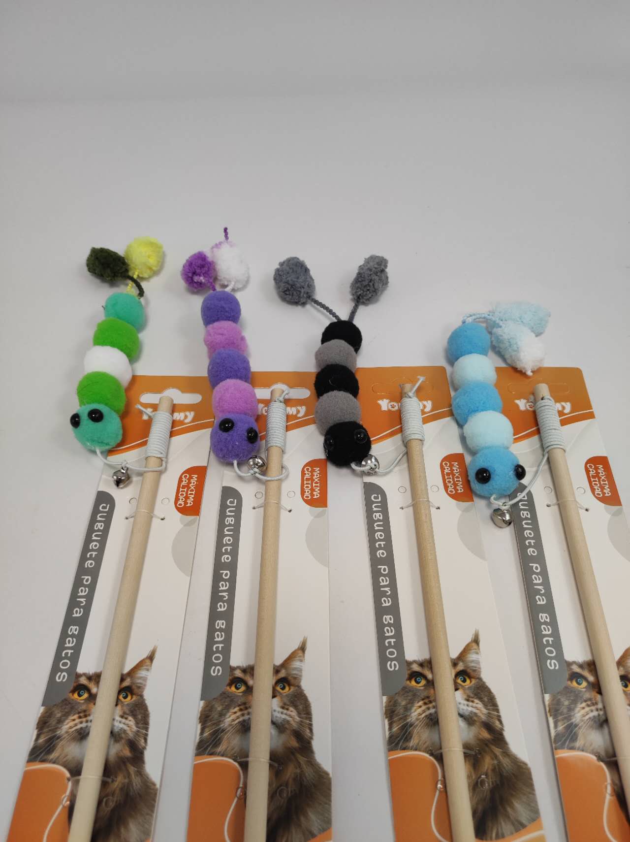 KFX-0339261 Interactive Cat Teaser Wand for Engaging Playtime