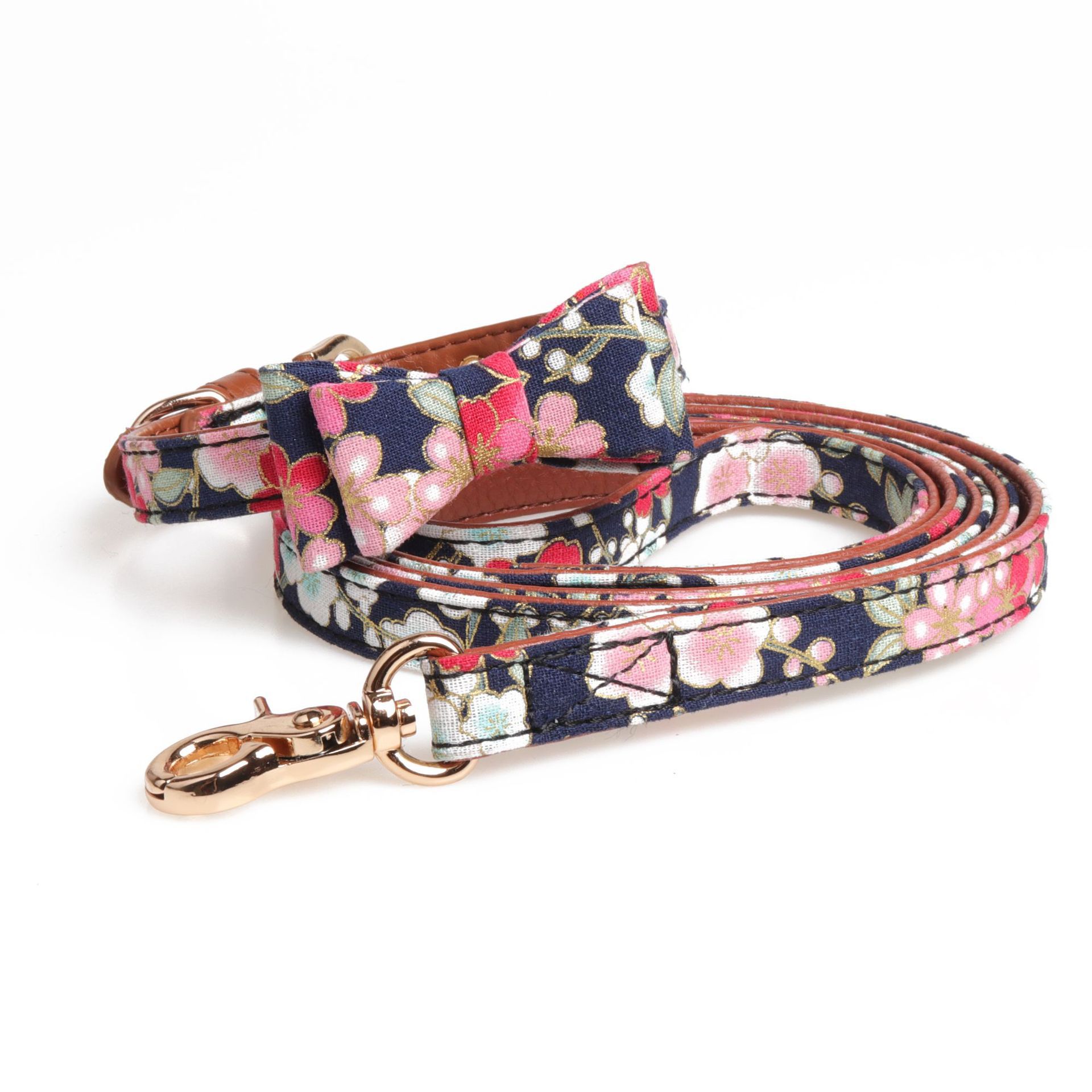 KFX-0382525 Japanese Princess Style PU Dog Collar and Leash Set for Pets