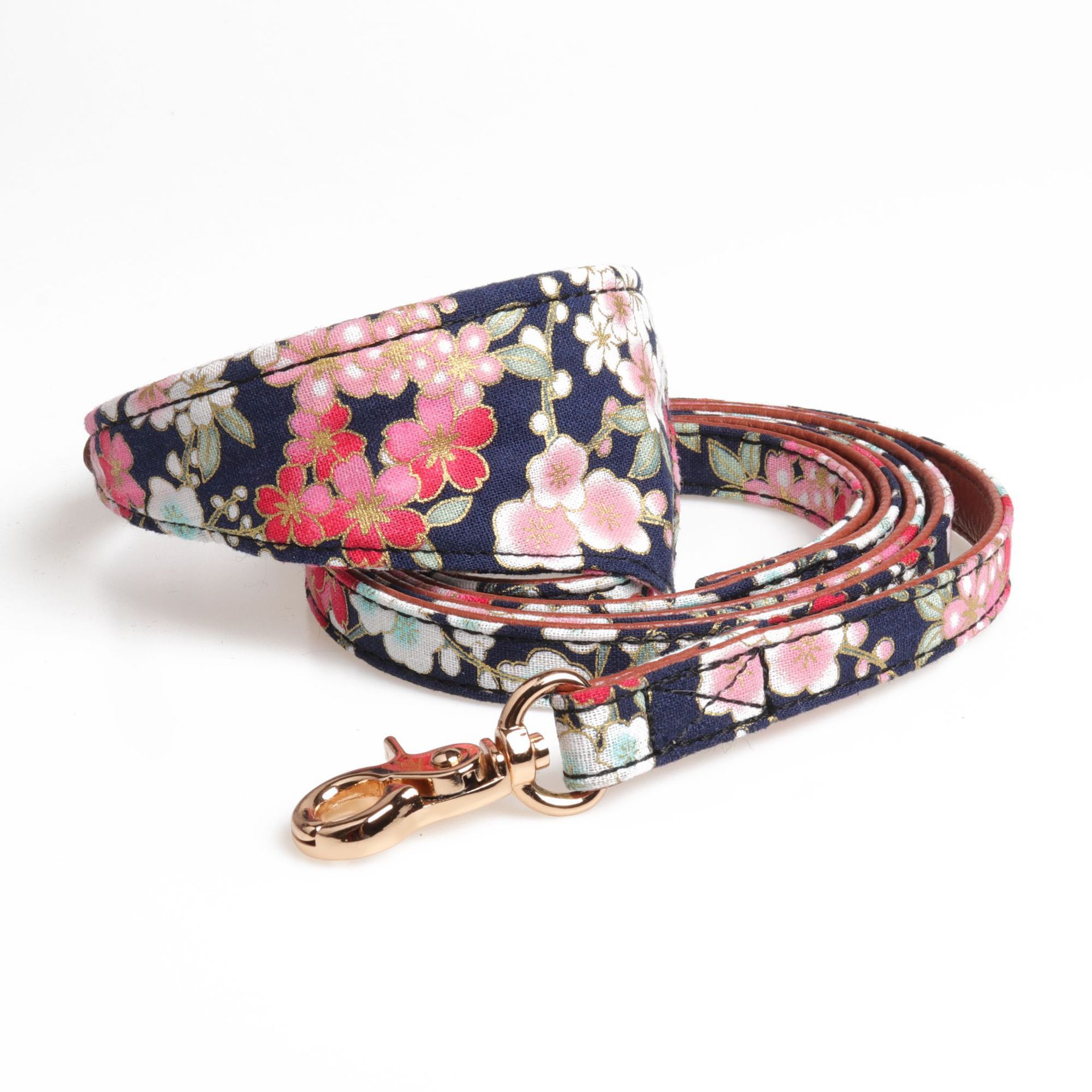 KFX-0382525 Japanese Princess Style PU Dog Collar and Leash Set for Pets