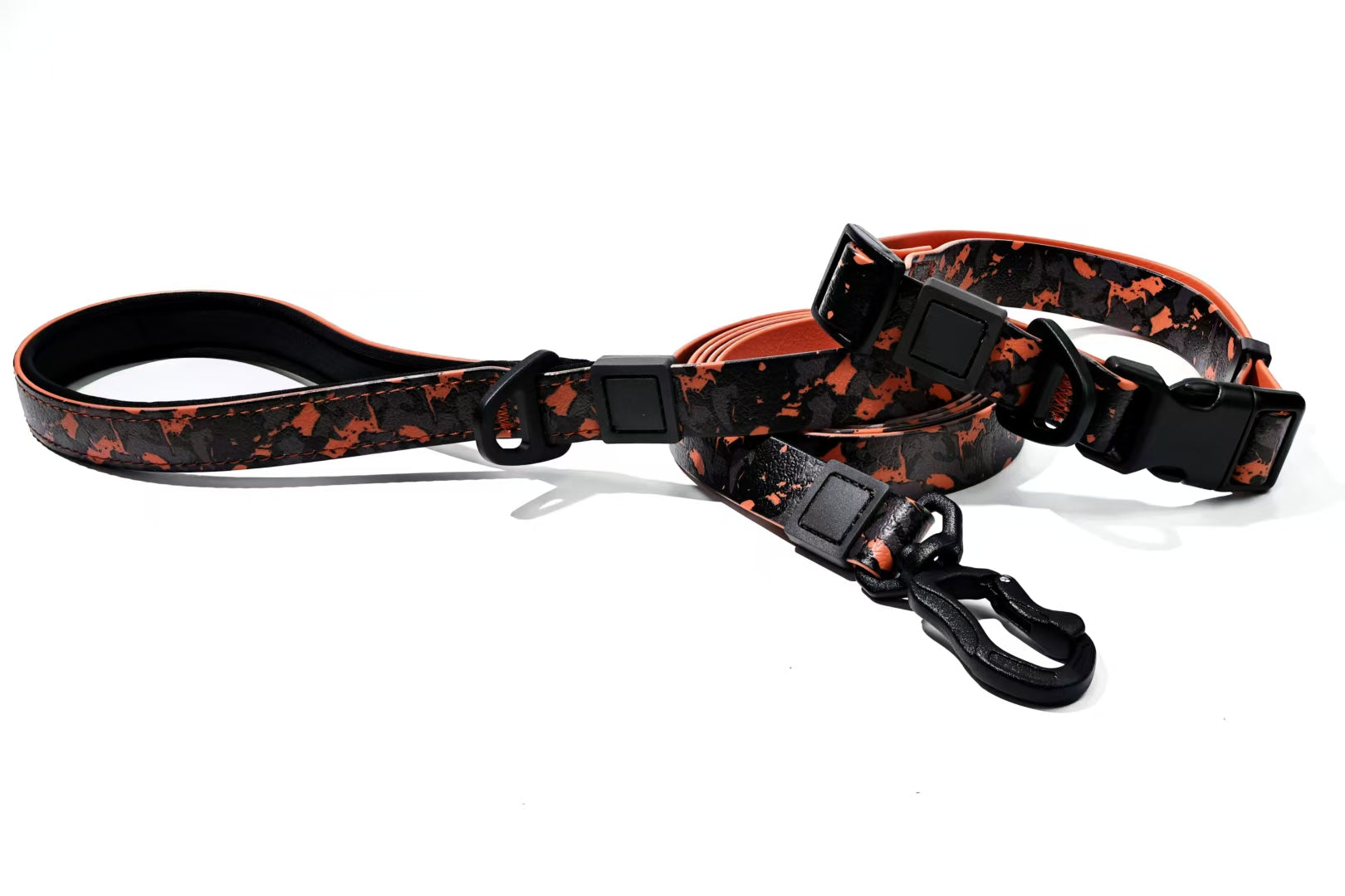 KFX-0436541 Camouflage Embossed Pet Leash Set with Durable Waterproof Material for Outdoor Activities
