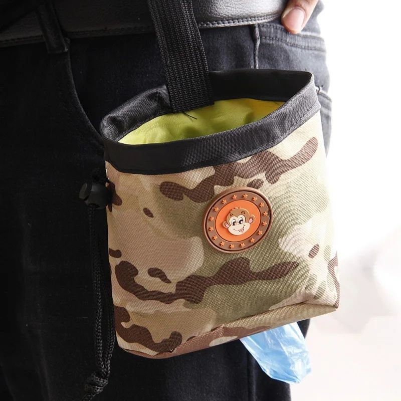 KFX-0438973 Durable Pet Training Bag with Large Capacity, Mesh Design, and Convenient Waist Attachment