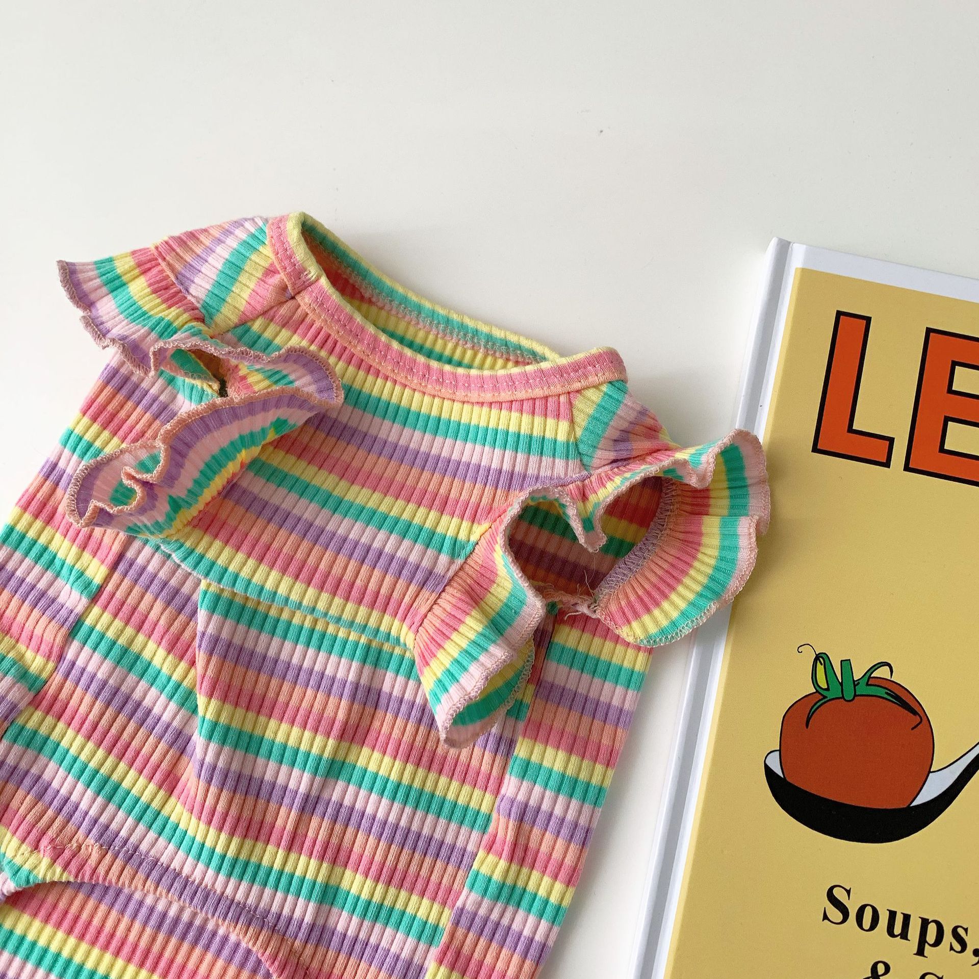 KFX-0526909 Breathable Cotton Rainbow Stripe T-Shirt for Small Dogs and Cats