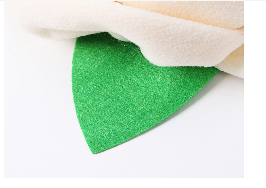 KFX-0535869 Rose Scented Polyester Chew Pad for Pet Food Training - 40 x 9 cm, Red Blue Off-White