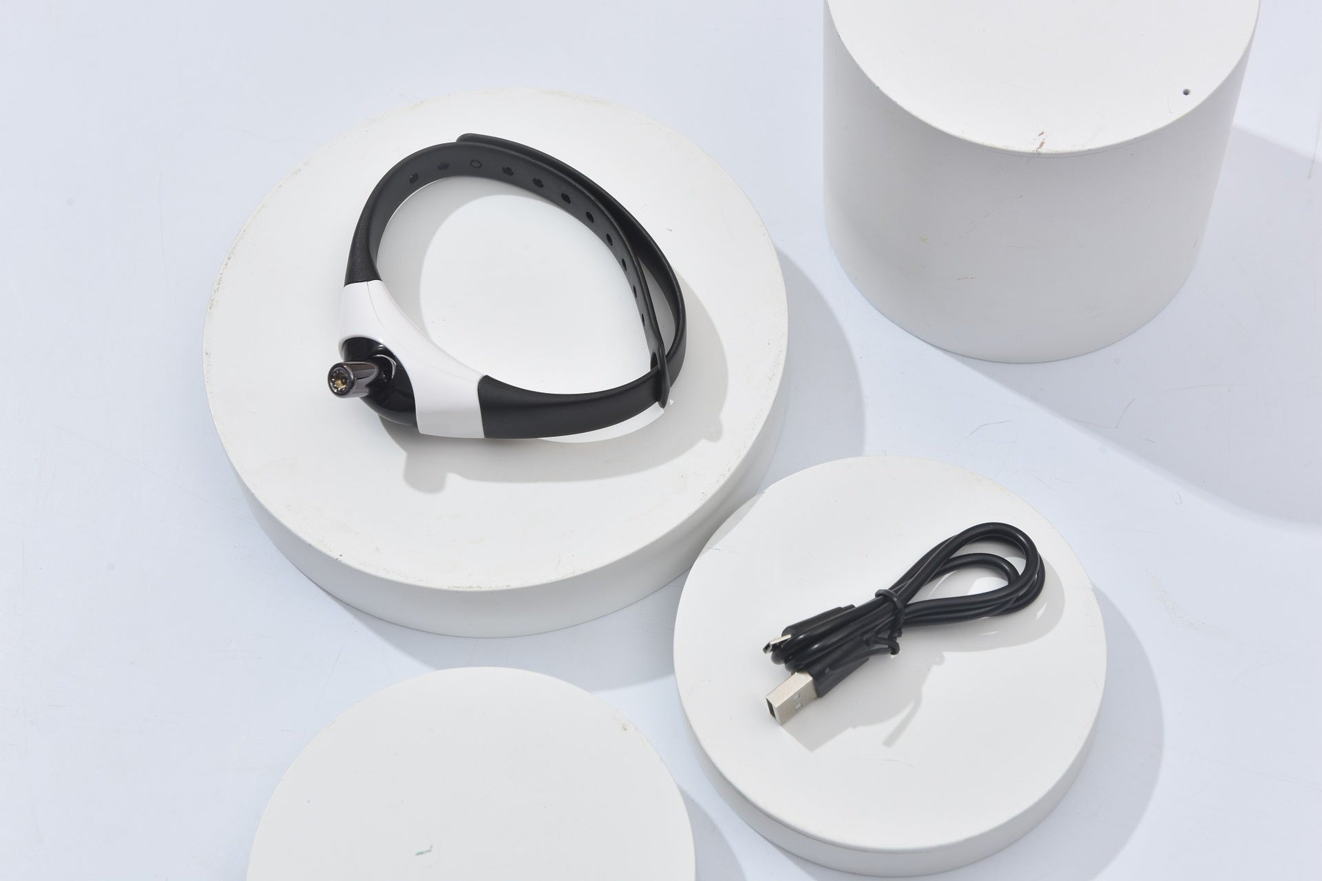 KFX-0542781 Black TPU Laser Toy Collar for Cats with Charging Cable