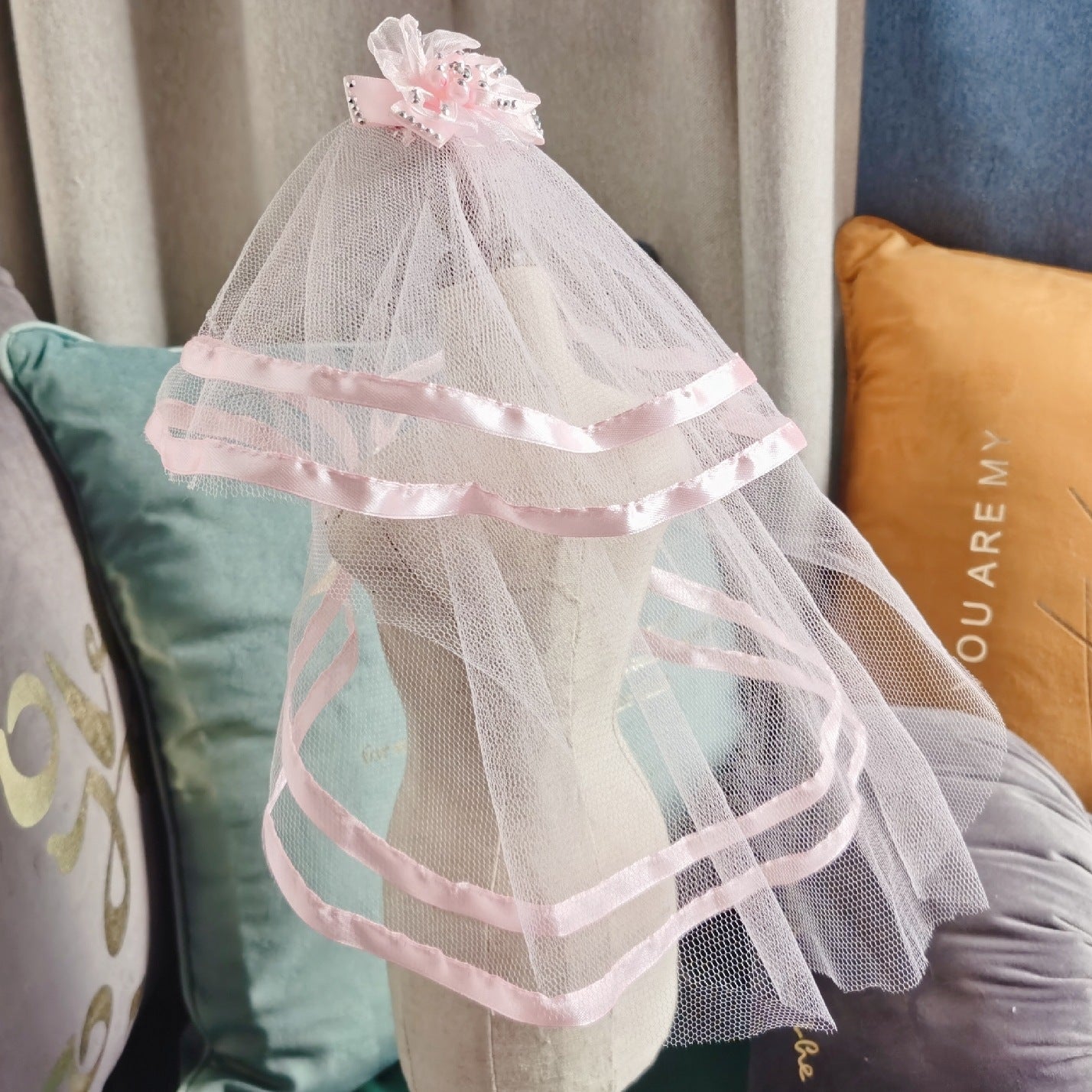 KFX-0548797 Princess Style Dog Hairpin Bow with Lace Veil Pet Accessory